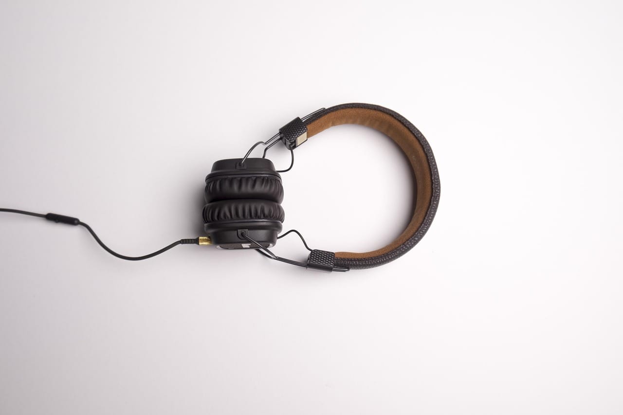 Tips to Improve your Listening Comprehension Skills for Foreign Language Students headphones, listening, music, sound, audio, hearing, earphones, stereo, audio equipment, minimalist, minimalistic, headphones, headphones, headphones, headphones, headphones, listening, music, music, music, music, audio, minimalist